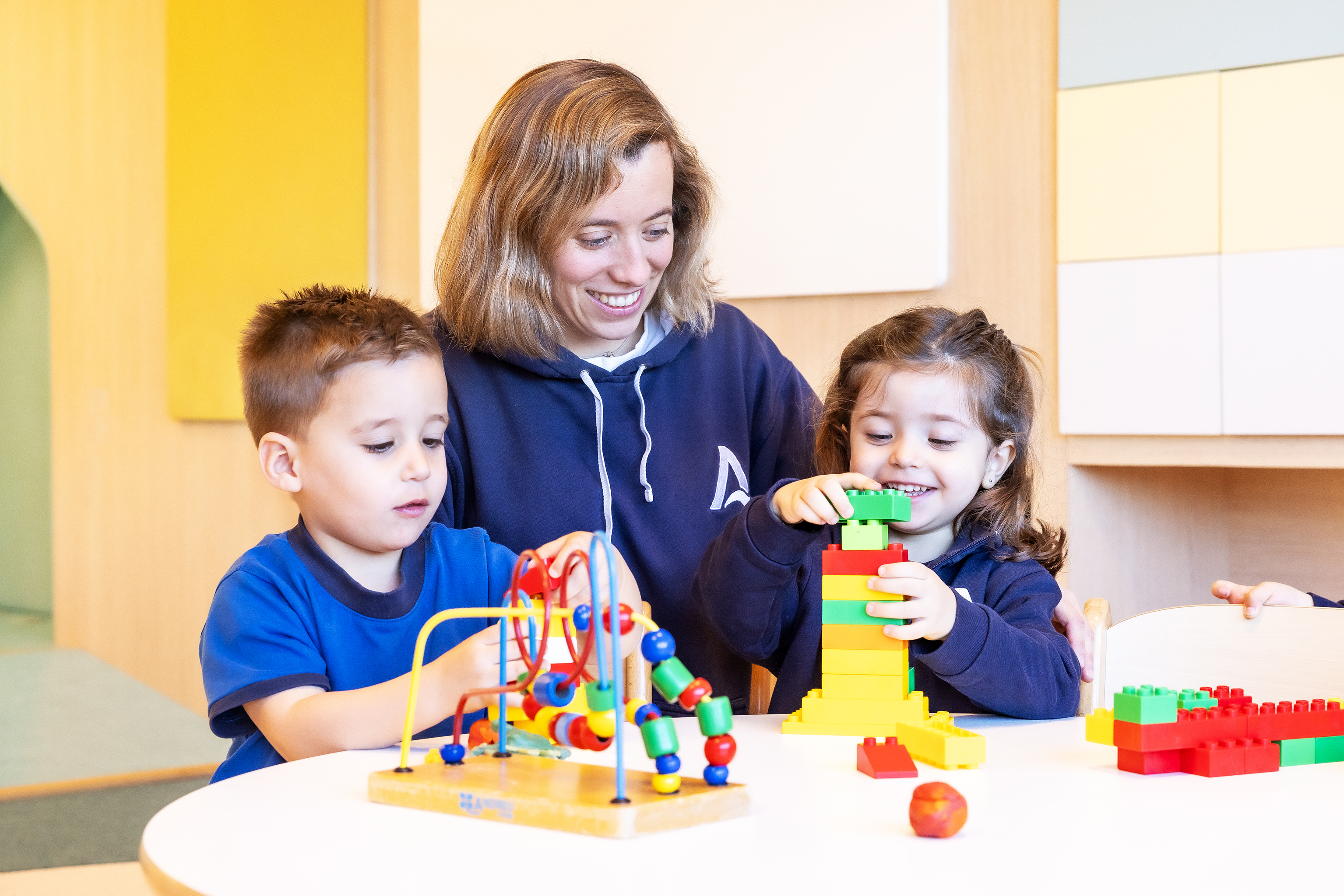 Agora Madrid International School - 7